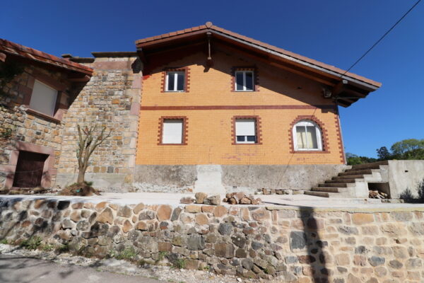 LA PATANA fachada exterior, rehabilitación